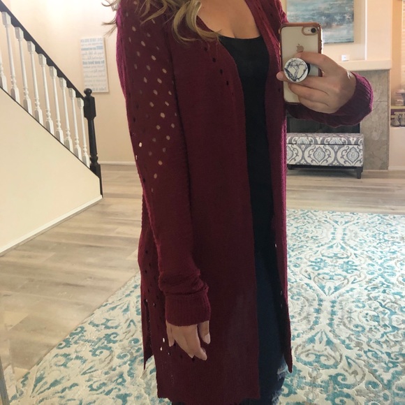 Last 1! M Sassy Burgundy Lightweight Cardigan - Picture 3 of 4
